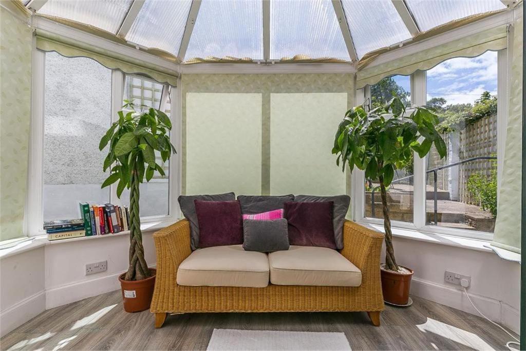 Dreghorn House 4 Bedrooms 3 Toilets 3 Reception Free Parking 233 Mbp Wifi Единбург Екстер'єр фото
